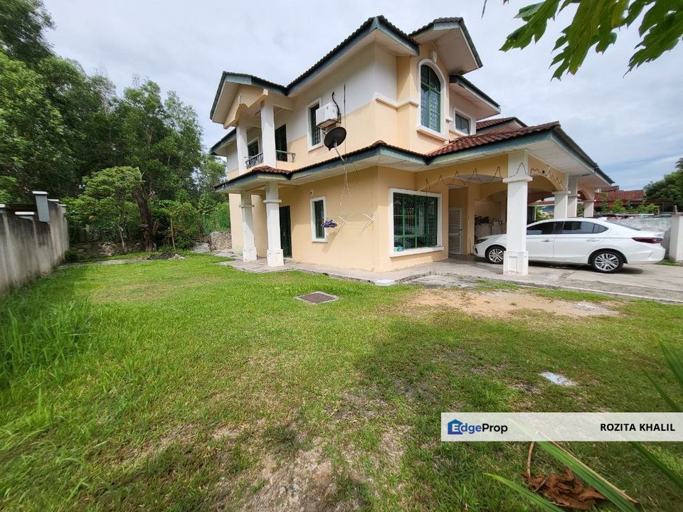 Bandar Tasik Kesuma Beranang Double Storey Semi Detached House Corner For Sale, Selangor, Beranang