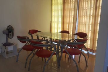 Taman Tasik Semenyih (Lake Residence)