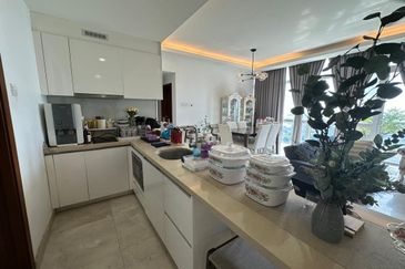 Paradiso Nuova Medini