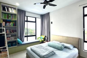 Seri Austin Luxury Apartment