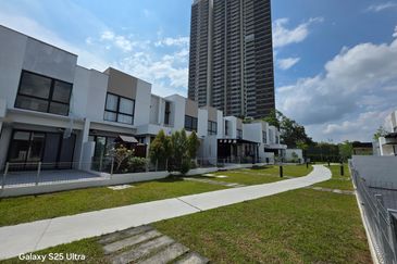Sunway Citrine Lakehomes
