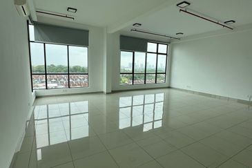 Austin 18 Versatile Business Suites