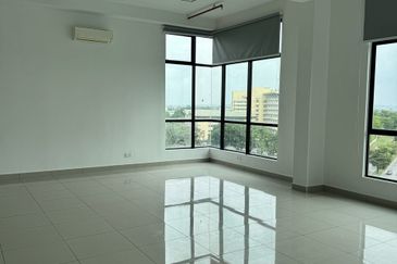 Austin 18 Versatile Business Suites