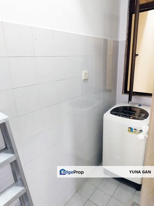 Aloha Tower Condominium Johor Bahru Three Bedrooms Partial Furnished, Johor, Johor Bahru