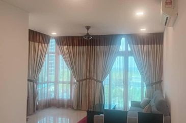 1Medini & Medini Signature