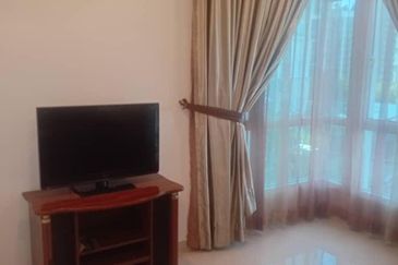 1Medini & Medini Signature