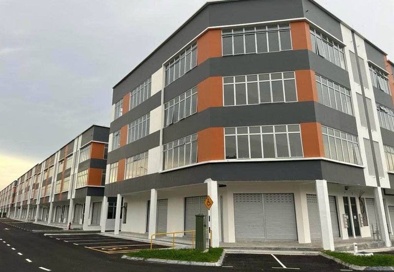 Crest @ Austin Emerald 1