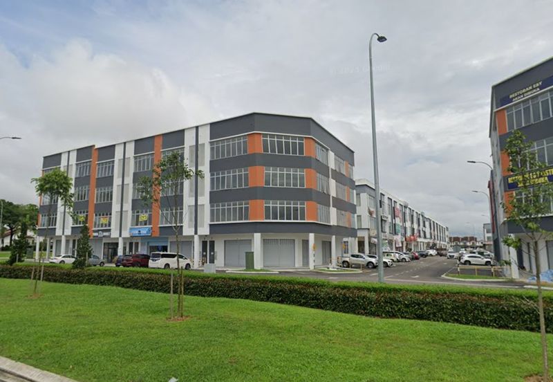 Crest @ Austin Emerald 1