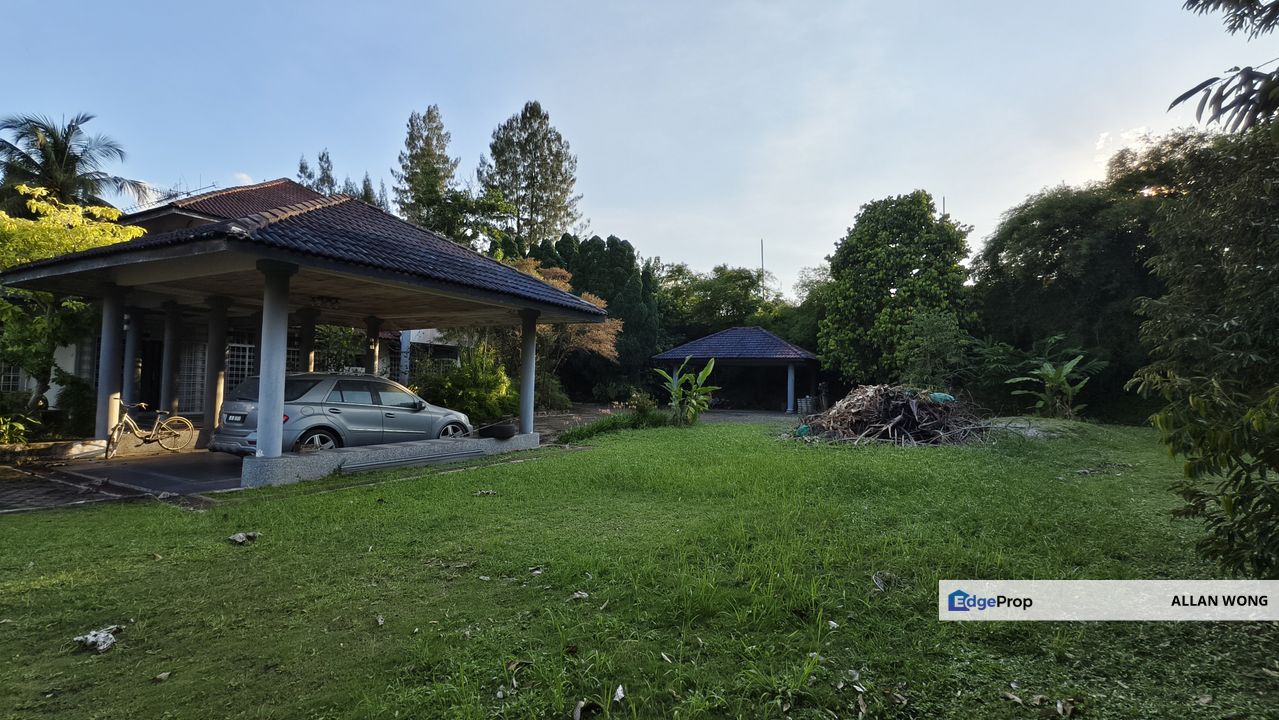 Taman bukit tiram bungalow for sale, Johor, Ulu Tiram