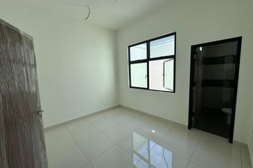 Taman Impian Emas (honeydale Residence)