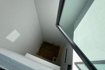 Taman Impian Emas (honeydale Residence)