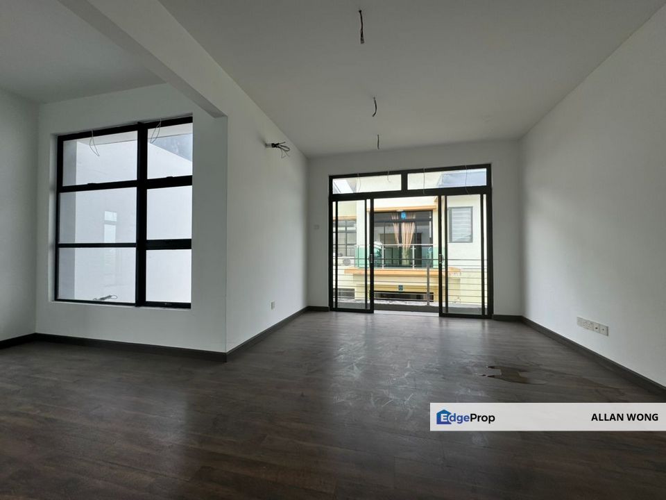 Taman Desa Tebrau Precinct 12 3-Storey Semi-D Unblock , Johor, Johor Bahru