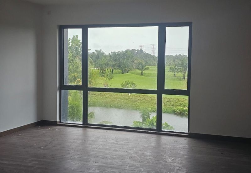 Golf & Resort Forest City, Fringe Villa