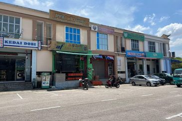 Austin Avenue @ Taman Mount Austin