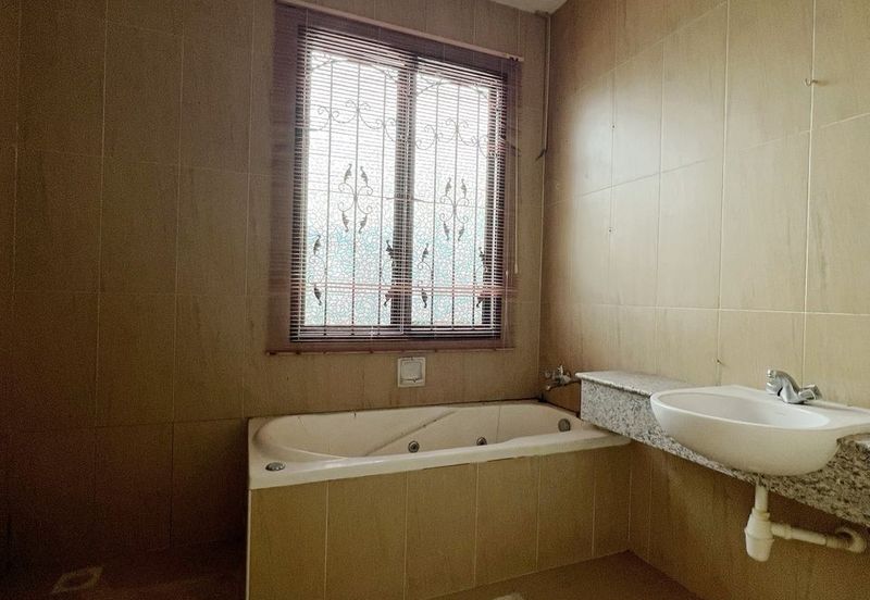 Taman Austin Perdana