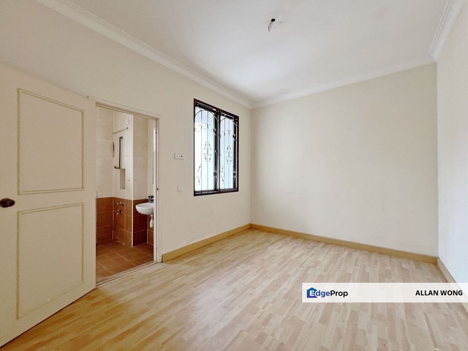 𝐀𝐮𝐬𝐭𝐢𝐧 𝐏𝐞𝐫𝐝𝐚𝐧𝐚 𝐋𝐚𝐤𝐞 𝐕𝐢𝐥𝐥𝐚  -Double story Link Bungalow, Johor, Johor Bahru