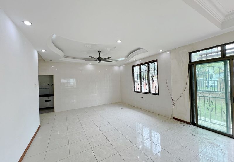 Taman Austin Perdana