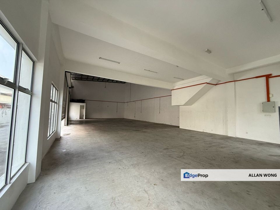 1.5 Storey Cluster Factory @ Lagenda Industrial Park Taman Lagenda Putra , Johor, Kulai