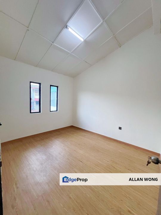 Low Cost Double Storey House @ Desa Jaya 🏠, Johor, Johor Bahru