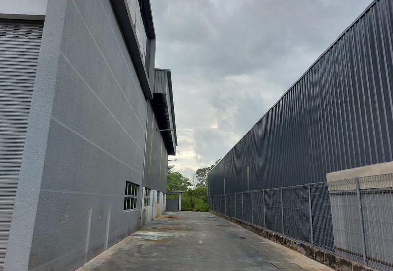 Apex Bizhub Desa Cemerlang