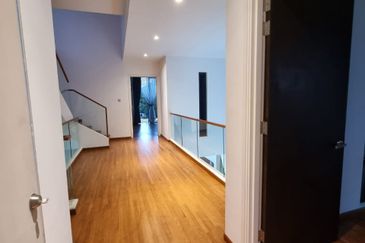 Isola Villa @ Senibong Cove