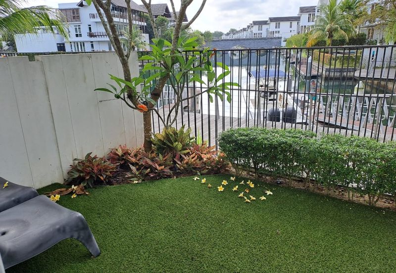 Emerald Bay @ Puteri harbour