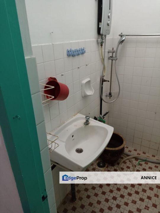 Tabuan Jaya Single storey terraced house for rent, Sarawak, Kuching