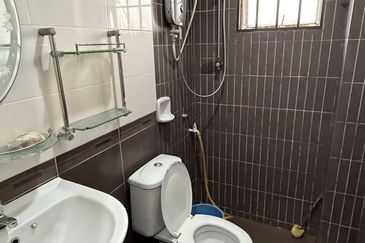 Pusat Bandar Putra Permai