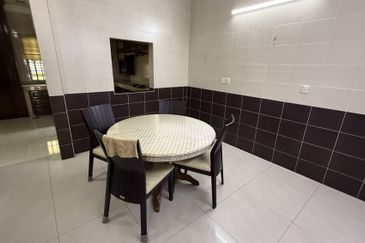 Pusat Bandar Putra Permai