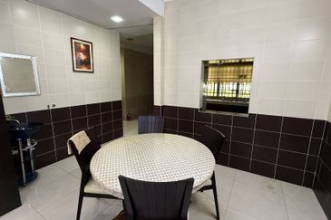 Pusat Bandar Putra Permai