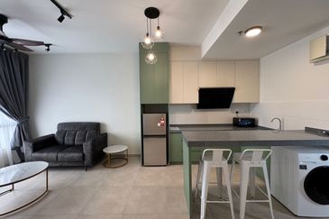 Meta Residence @ Meta City