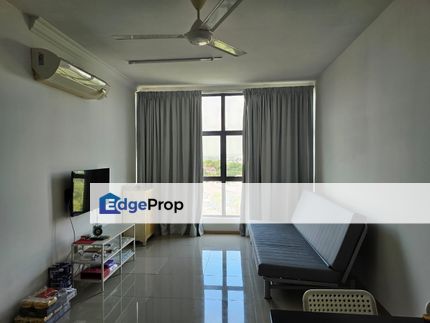For sale Vista Alam service apartment Section 14 Shah Alam, Selangor, Shah Alam