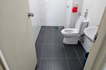 Vista Alam Serviced Apartment