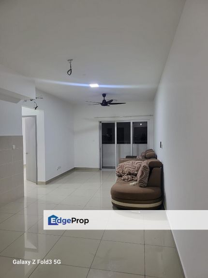 Partially Furnished Tropicana urban home for rent, Selangor, Telok Panglima Garang