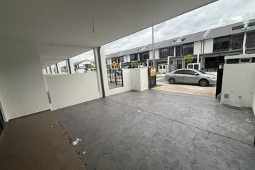 Nadira Bandar Bukit Raja Klang Brand New Double Storey House