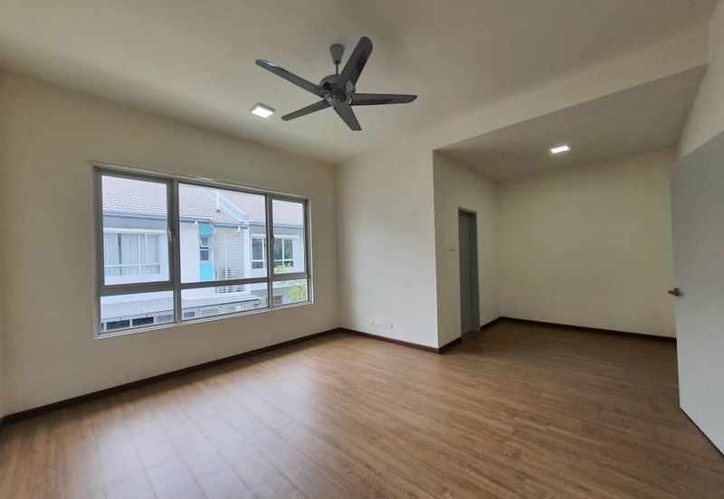 Tropicana Aman Bayan Residences