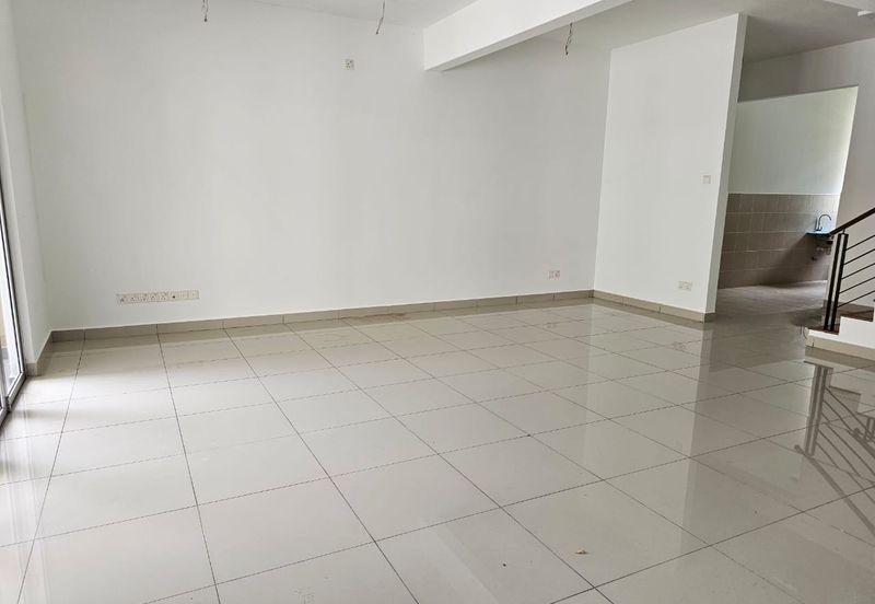 2 storey superlink freehold house  : Cressida Elmina Gardens, Elmina East, Shah Alam for sale