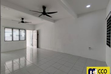 TAMAN PENGKALAN PRISMA