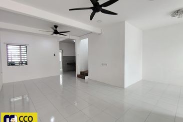 TAMAN PENGKALAN PRISMA