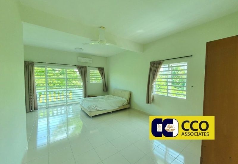 Thompson Pines Impiana Bougainvillea