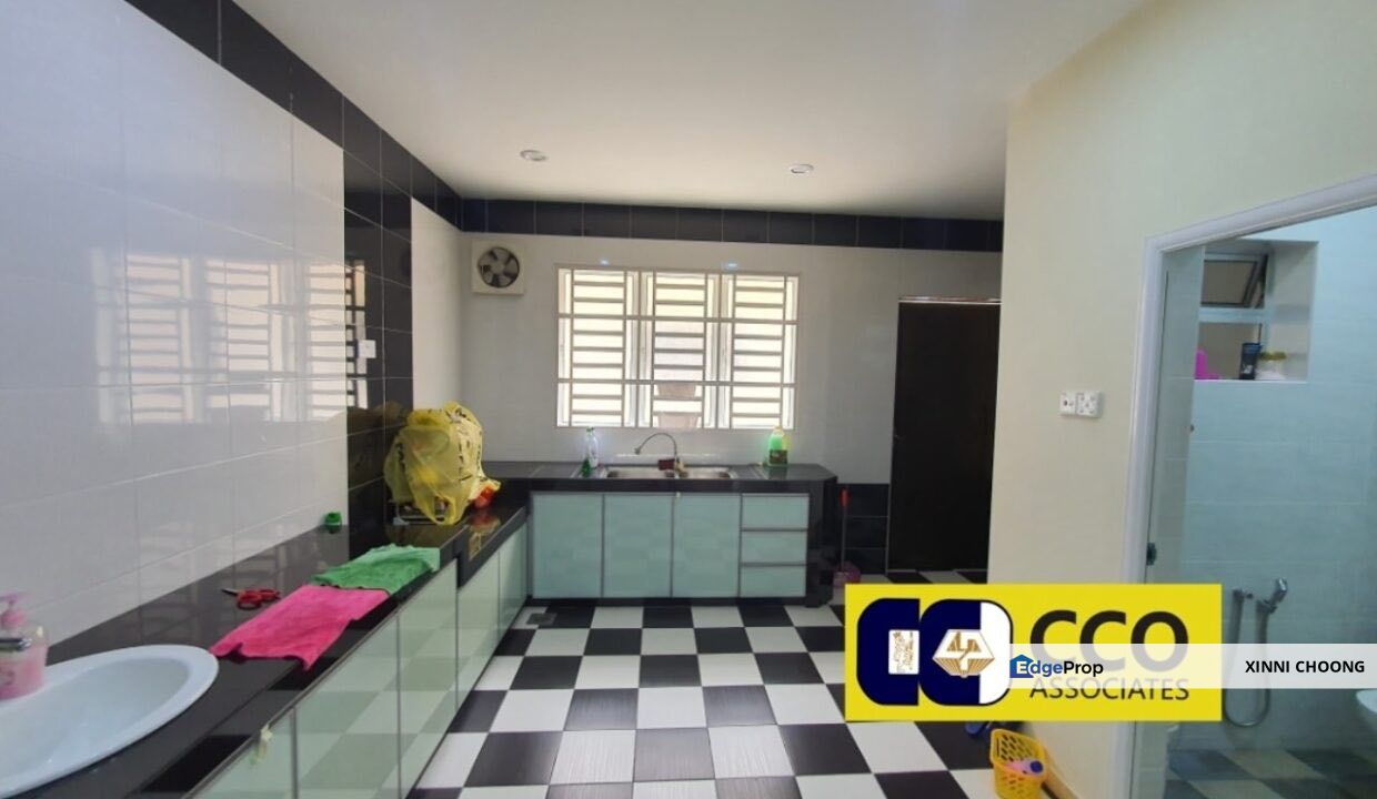 Bandar Lahat Baru Ipoh Doube Storey For Sale, Perak, Lahat