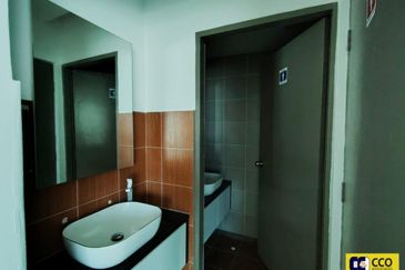 Jalan Sultan Iskandar