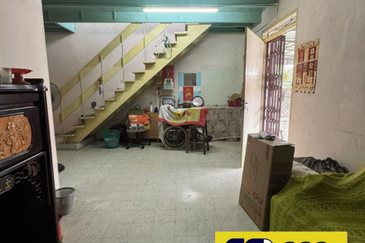 TAMAN KLEDANG, MENGLEMBU