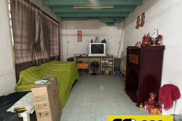 TAMAN KLEDANG, MENGLEMBU