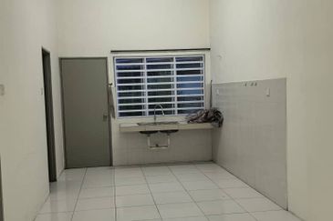 DESA LAHAT SRI -WANG