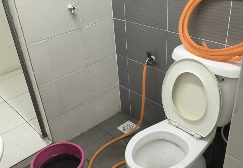 DESA LAHAT SRI -WANG