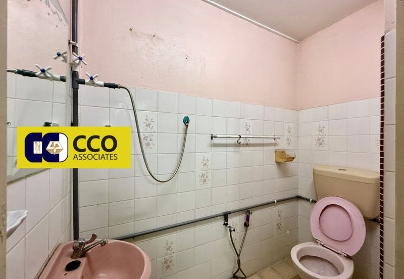 Pengkalan Desa Pakatan