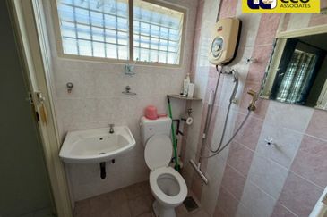 Taman Pengkalan Barat