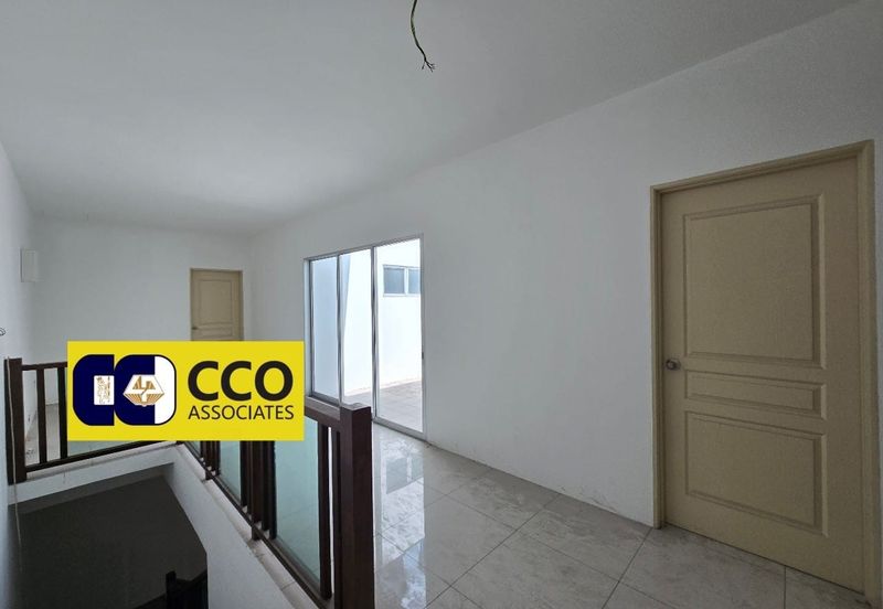 PANORAMA LAPANGAN KINARA