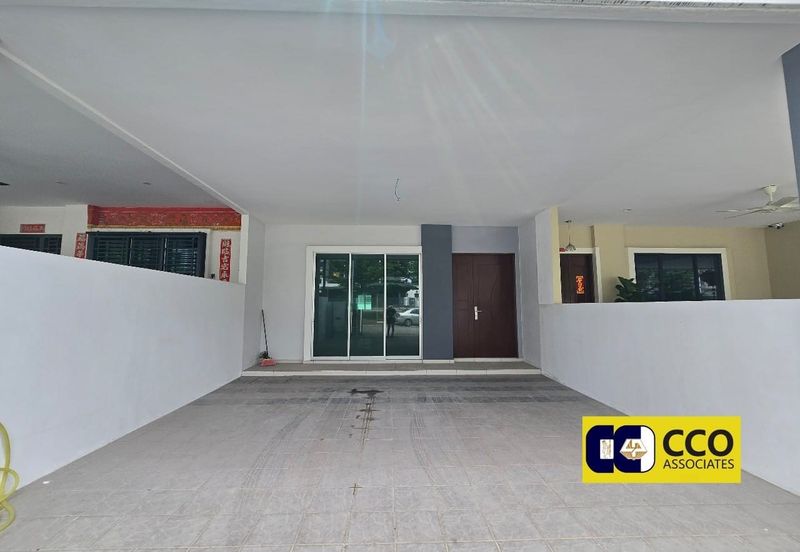 PANORAMA LAPANGAN KINARA